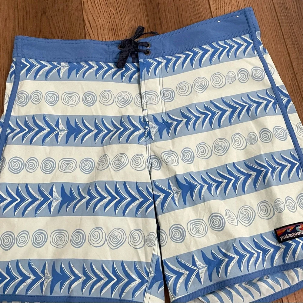 Patagonia Wavefarer Swim‎ Board Shorts Blue